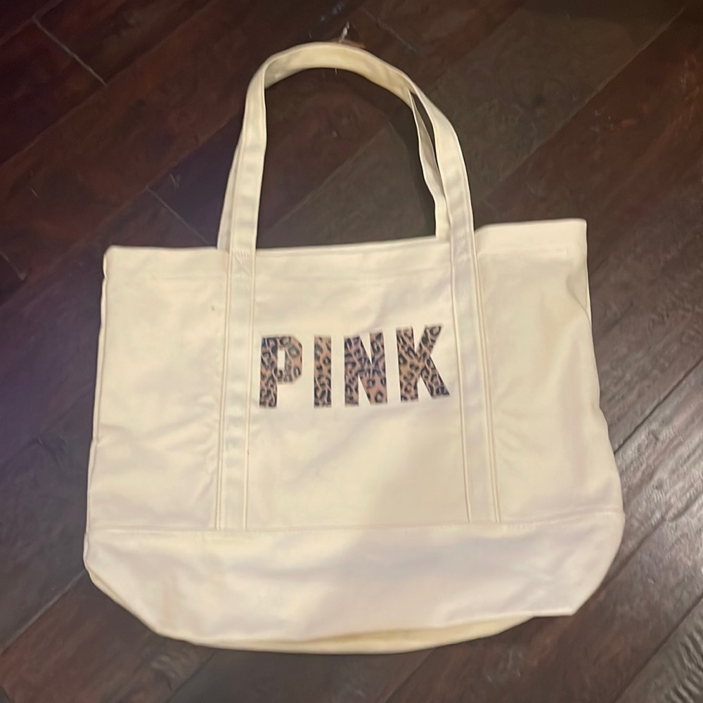 NWT Adorable PINK Leopard Tote